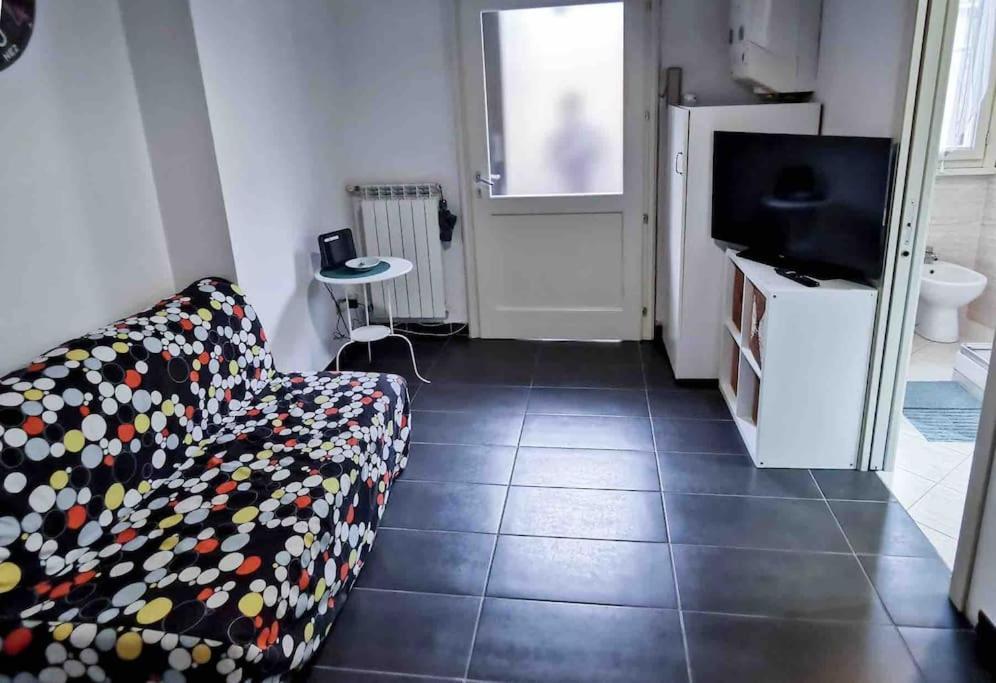 Intero Appartamento Su Via Tortona-Darsena-Navigli มิลาน ภายนอก รูปภาพ